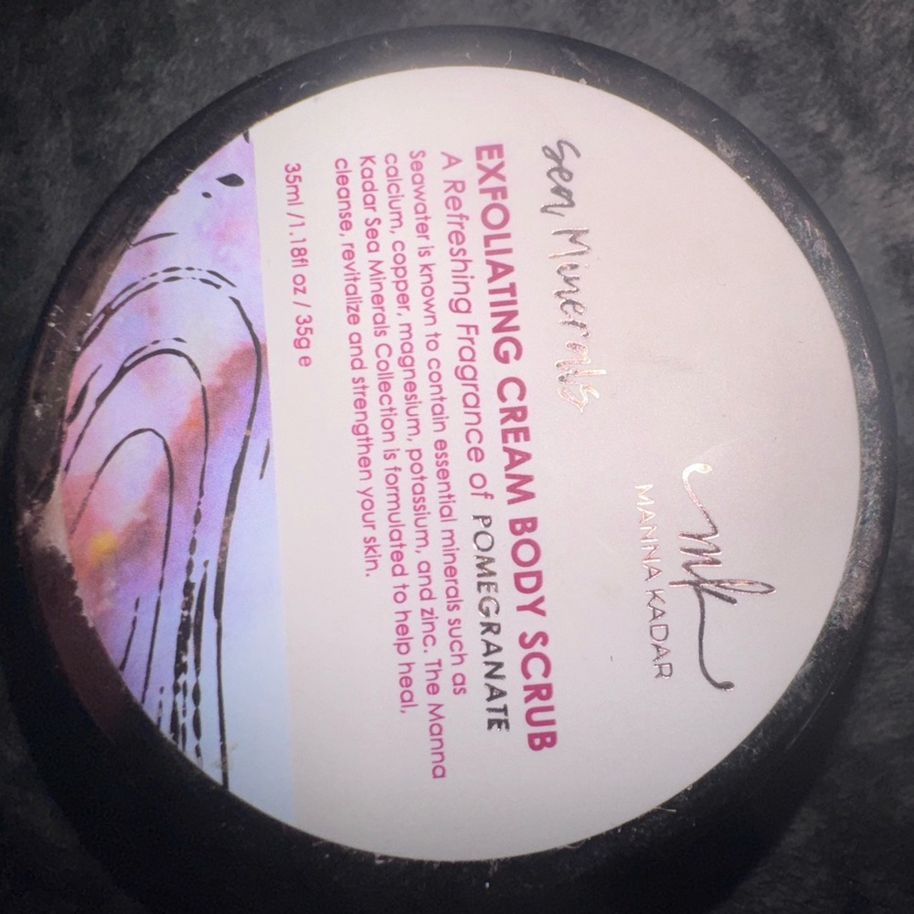 Manna Kadar Exfoliating Cream Body Scrub - Black and White
